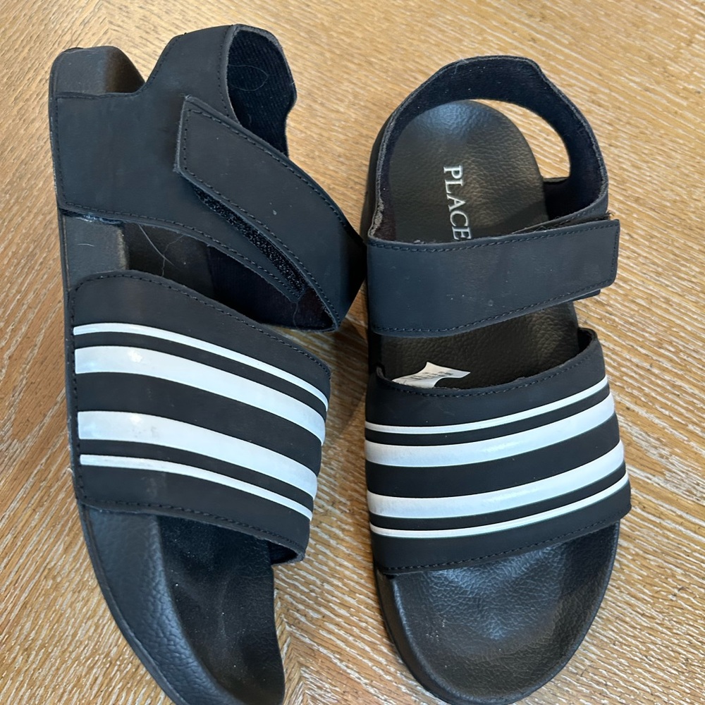 The Children's Place Black and White Kids Sandals